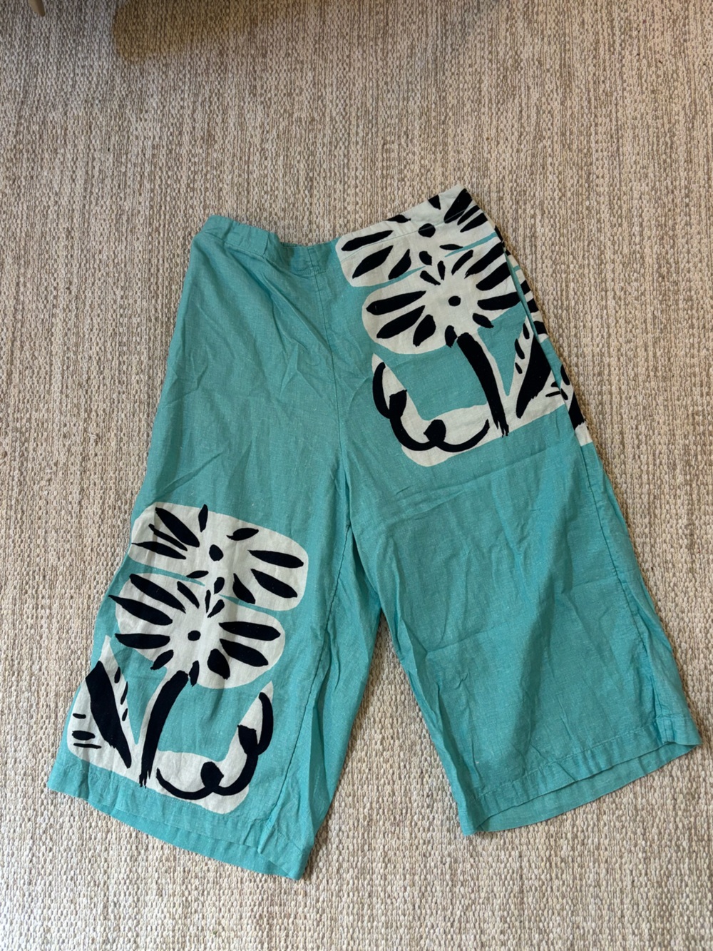 Artsy printed linen pants